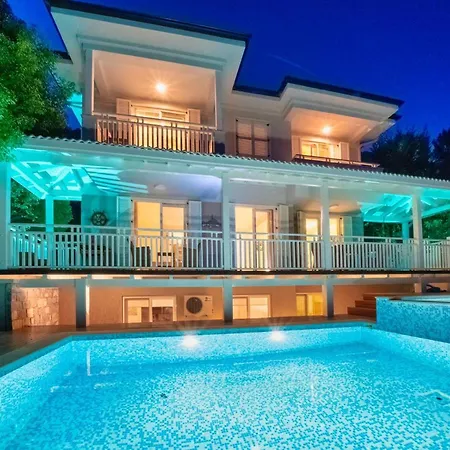 Vila Gocek *